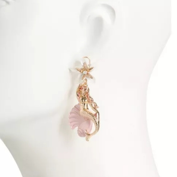 NEW Betsey Johnson Gold Tone Flower, Starfish, Mermaid & Seashell Drop Earrings - Picture 2 of 7